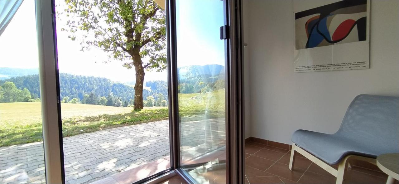 Kmetija Pecnik Apartment Prevalje Luaran gambar