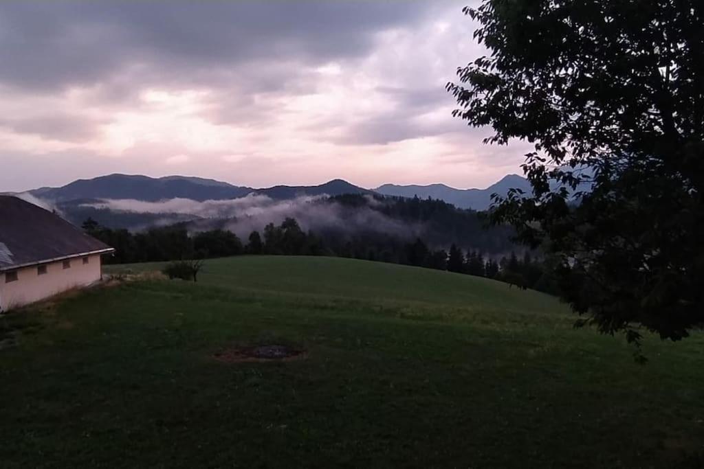 Kmetija Pecnik Apartment Prevalje Luaran gambar